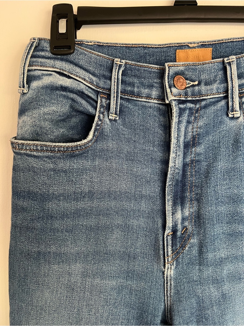 MOTHER The Hustler High-Rise Ankle Fray Jeans | Layover Wash | Size 29 - Picture 7 of 14
